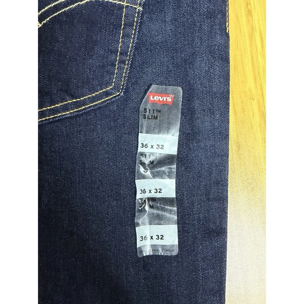 Levis levi men
